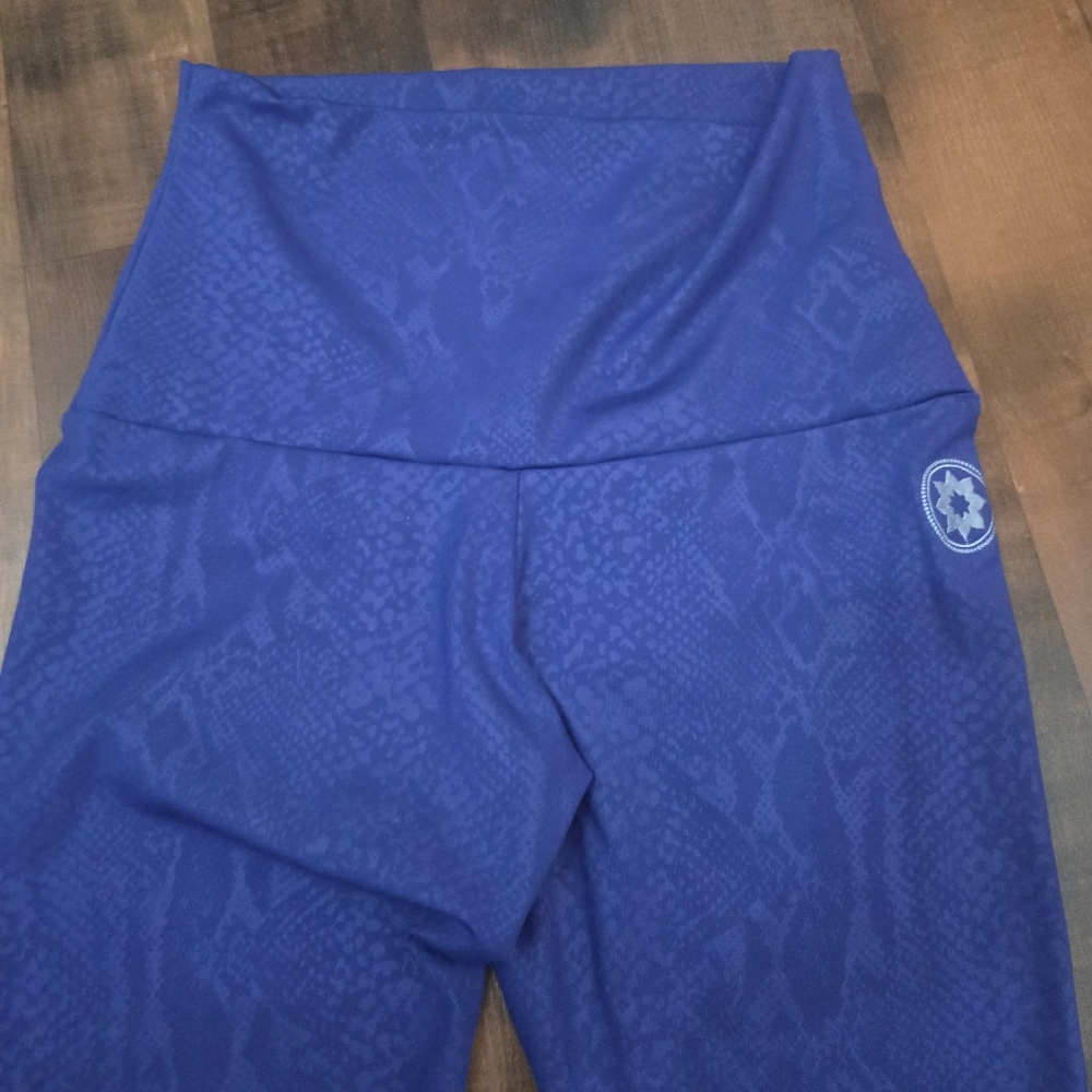 Emily Hsu Designs Blue Snake High Waist Activewear [Medium] Legging Yoga Pilates